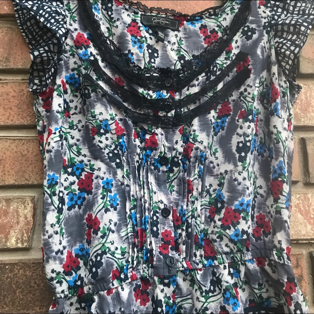 Floral top